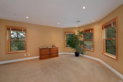 2374 Riverview Dr, Healdsburg, CA 95448 photo 11