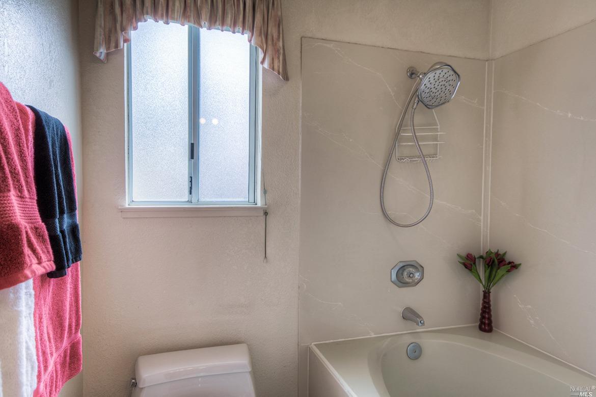 730 Barton Way, Benicia, CA 94510 photo 18