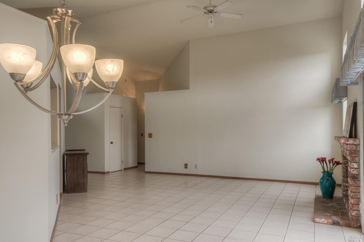 730 Barton Way, Benicia, CA 94510 photo 4
