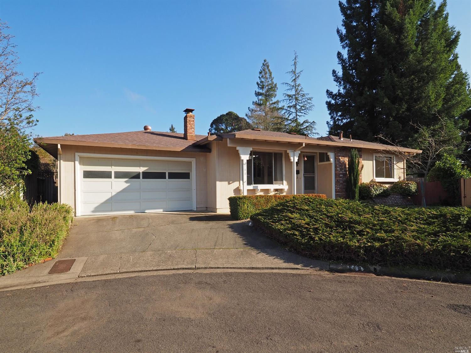 308 Maple Cir, Healdsburg, CA 95448 photo 1