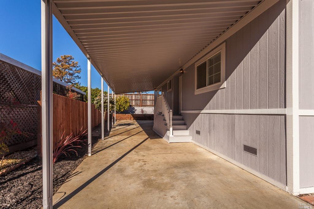450 Sandstone Dr, Vallejo, CA 94589 photo 3