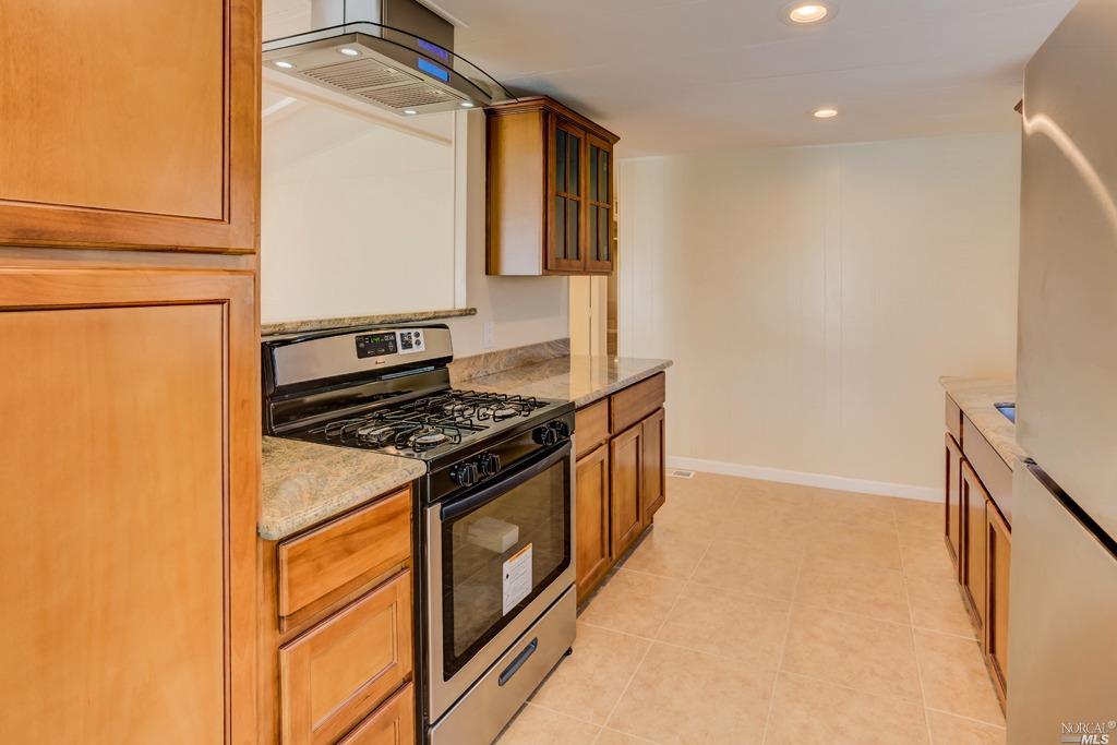 450 Sandstone Dr, Vallejo, CA 94589 photo 17