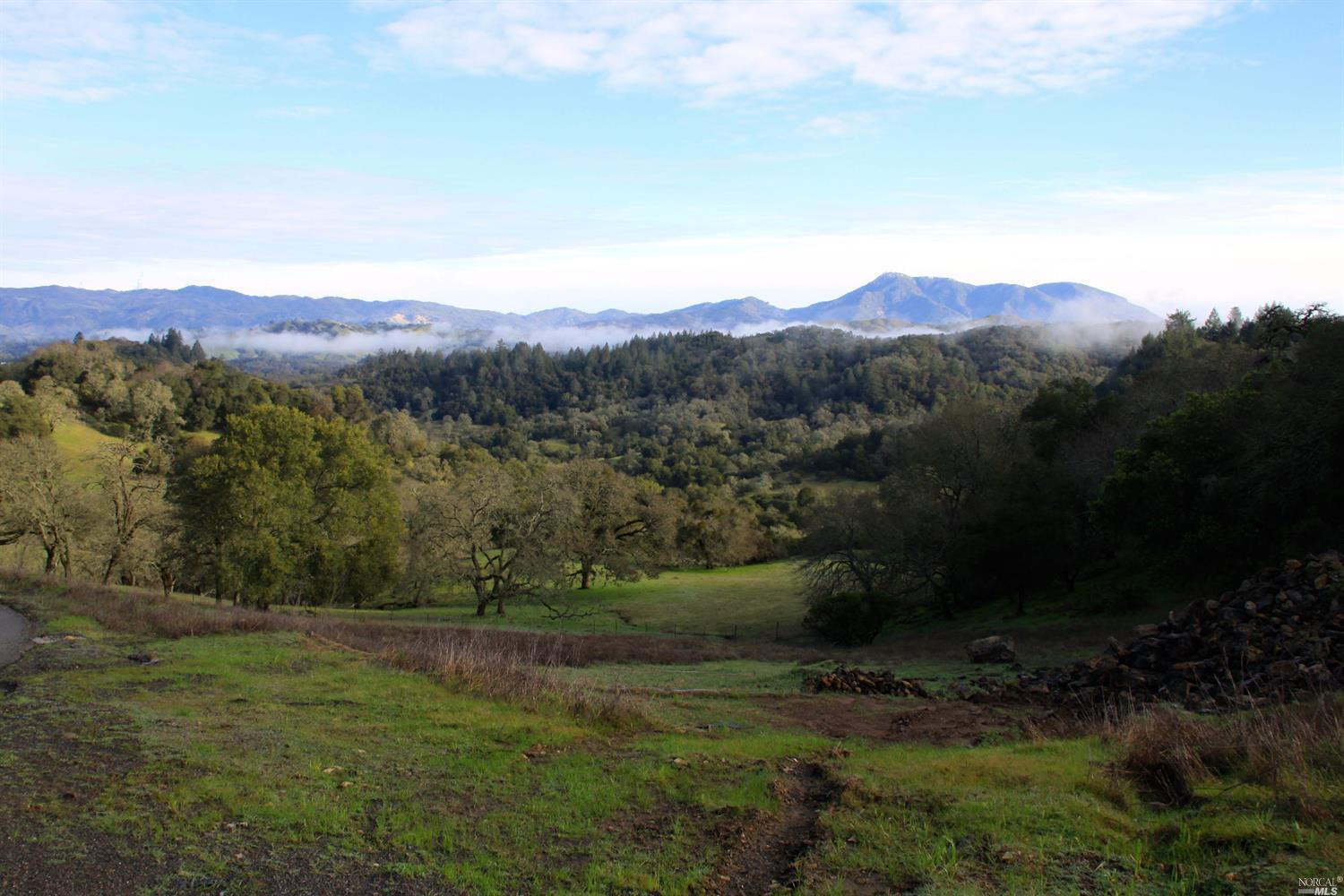 2058 Wright Ranch Ln, Healdsburg, CA 95448 photo 1