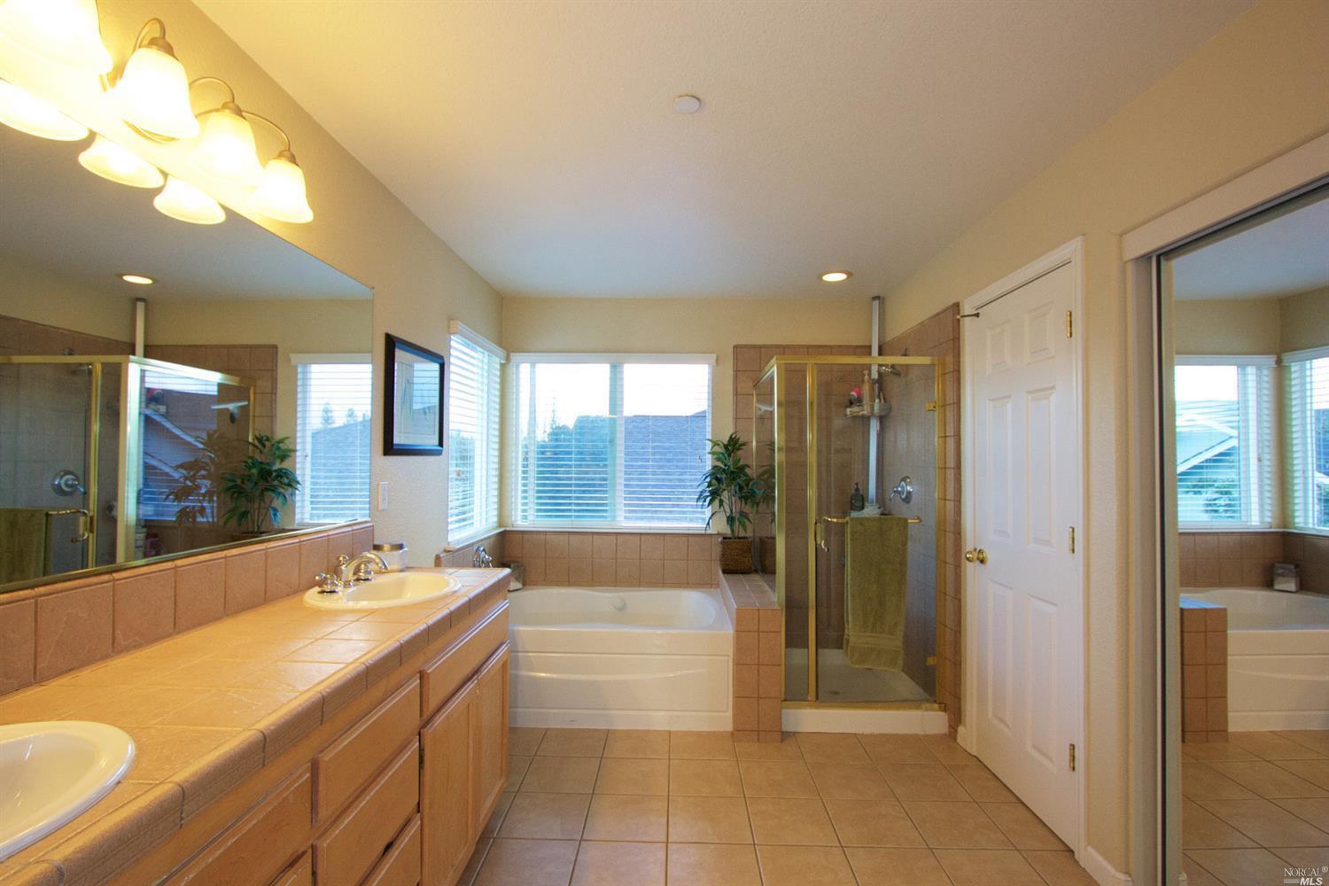 8038 Leno Dr, Windsor, CA 95492 photo 12