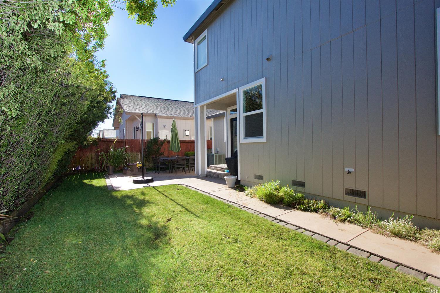 8038 Leno Dr, Windsor, CA 95492 photo 17
