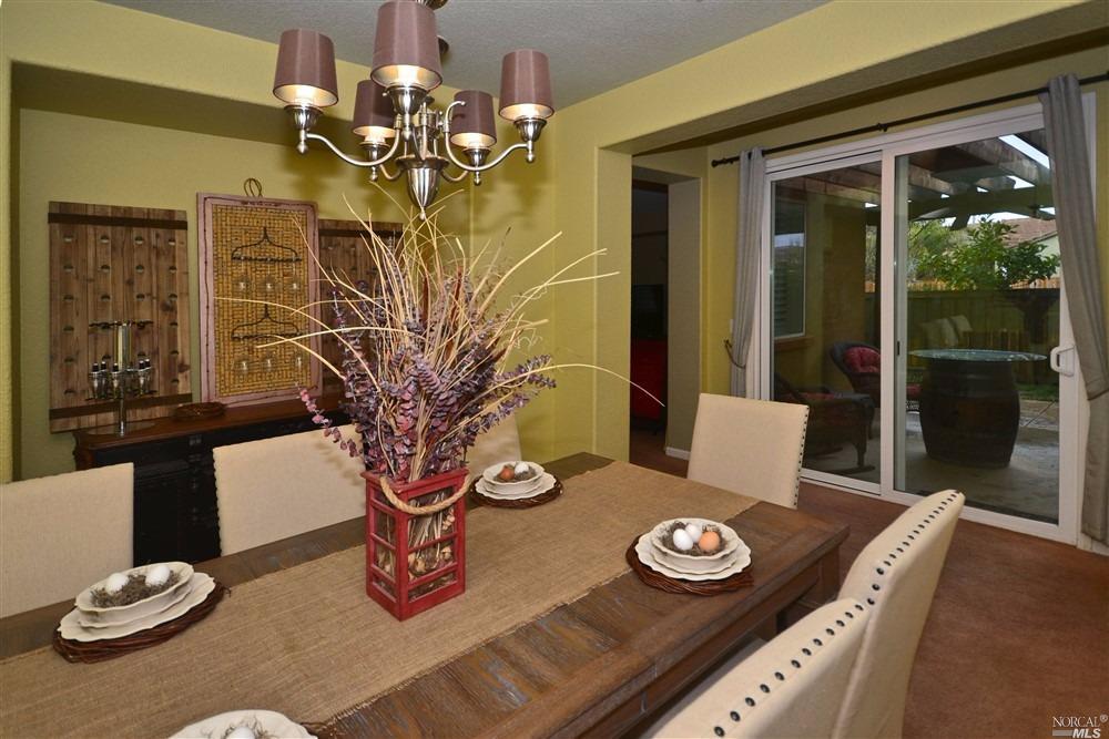 887 Hampton St, Vacaville, CA 95687 photo 10