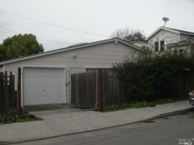 499 Wallace Ave, Vallejo, CA 94590 photo 6