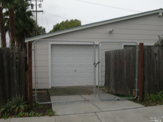 499 Wallace Ave, Vallejo, CA 94590 photo 5