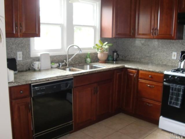 499 Wallace Ave, Vallejo, CA 94590 photo 16