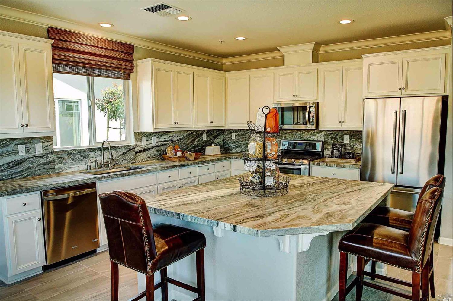 2339 Cunningham Dr, Fairfield, CA 94533 photo 8