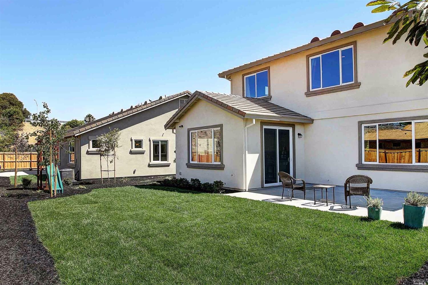2339 Cunningham Dr, Fairfield, CA 94533 photo 2