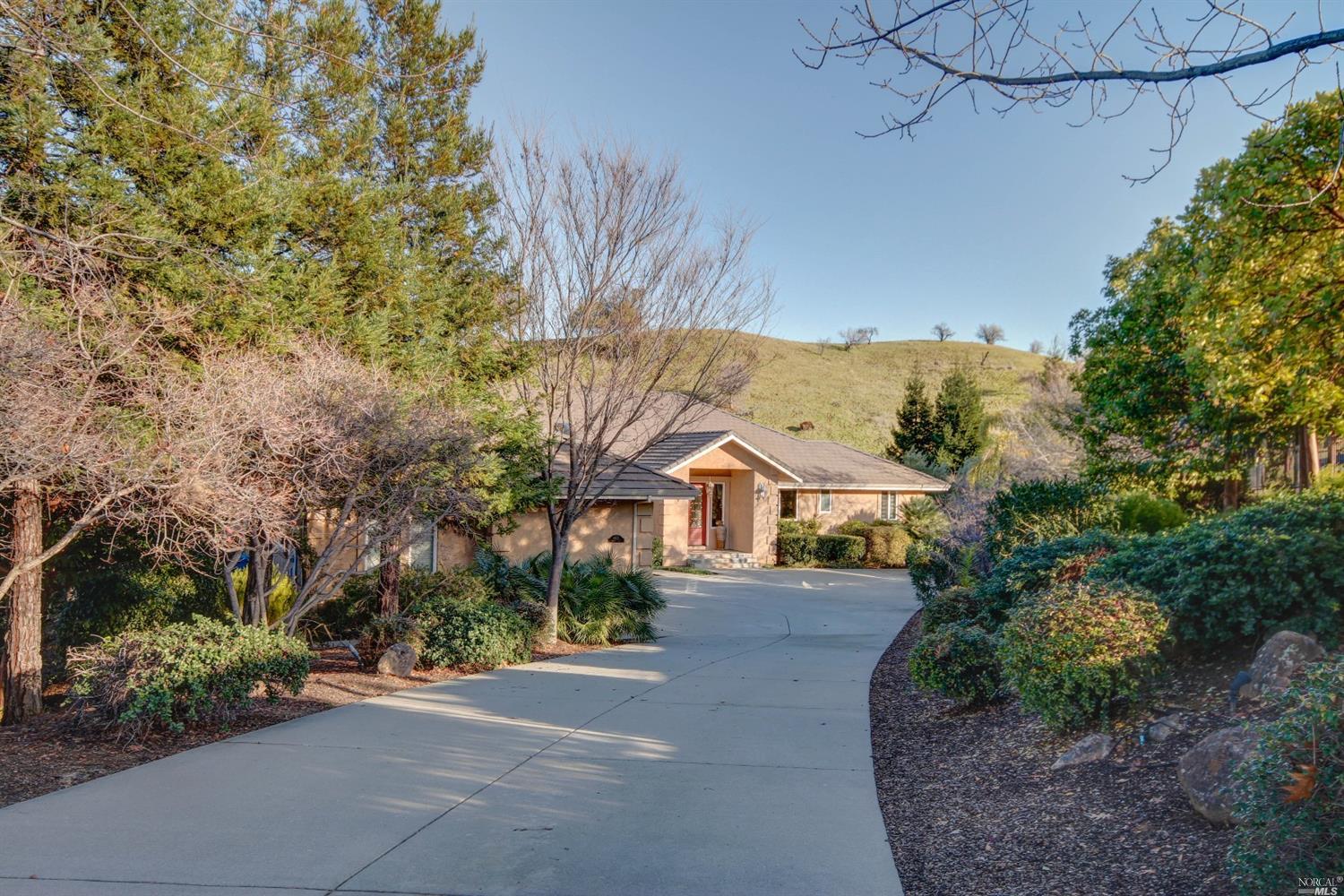 4021 Devon Ct, Vacaville, CA 95688 photo 1
