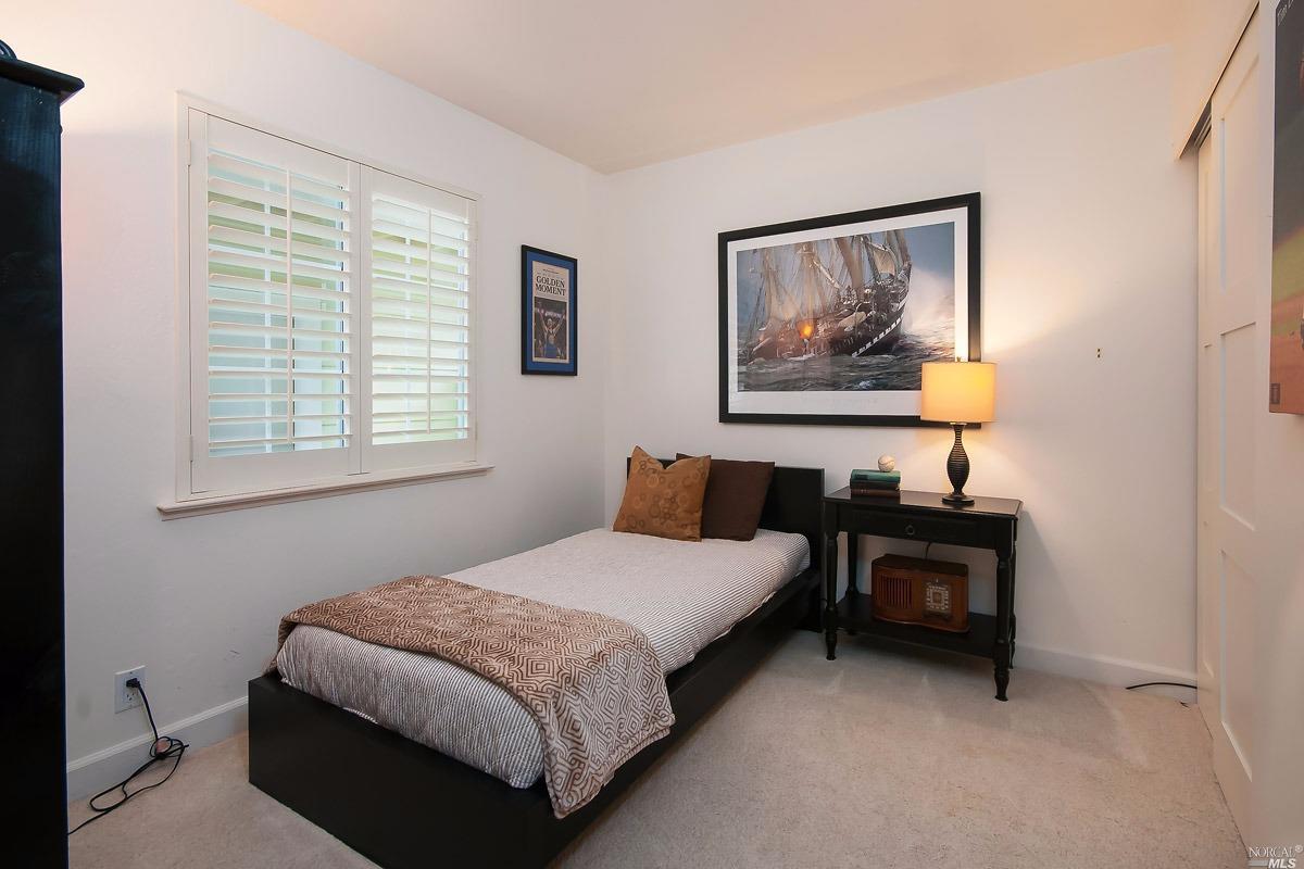 112 Cascade Dr, Fairfax, CA 94930 photo 15