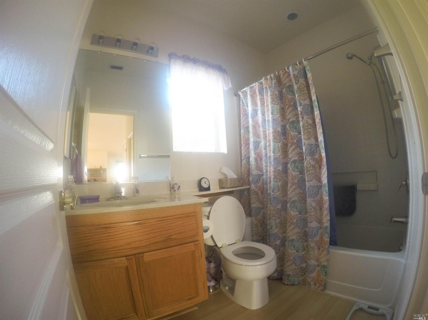 302 Bartlett Ln, Vacaville, CA 95687 photo 20