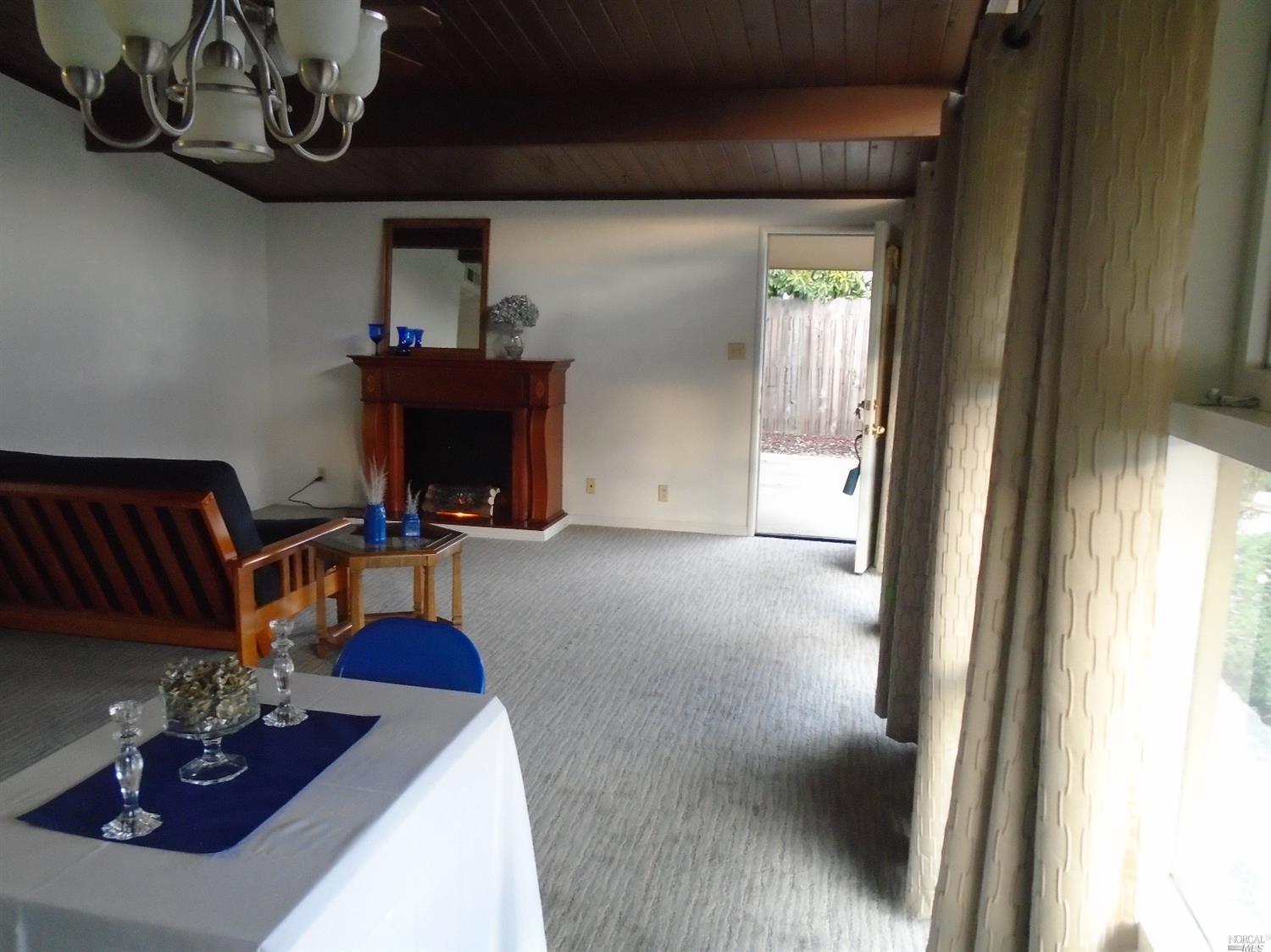 2210 Teakwood St, Vallejo, CA 94591 photo 24