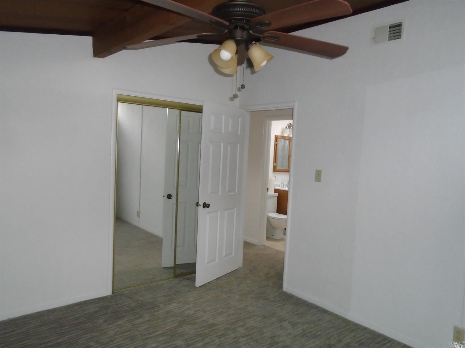 2210 Teakwood St, Vallejo, CA 94591 photo 15