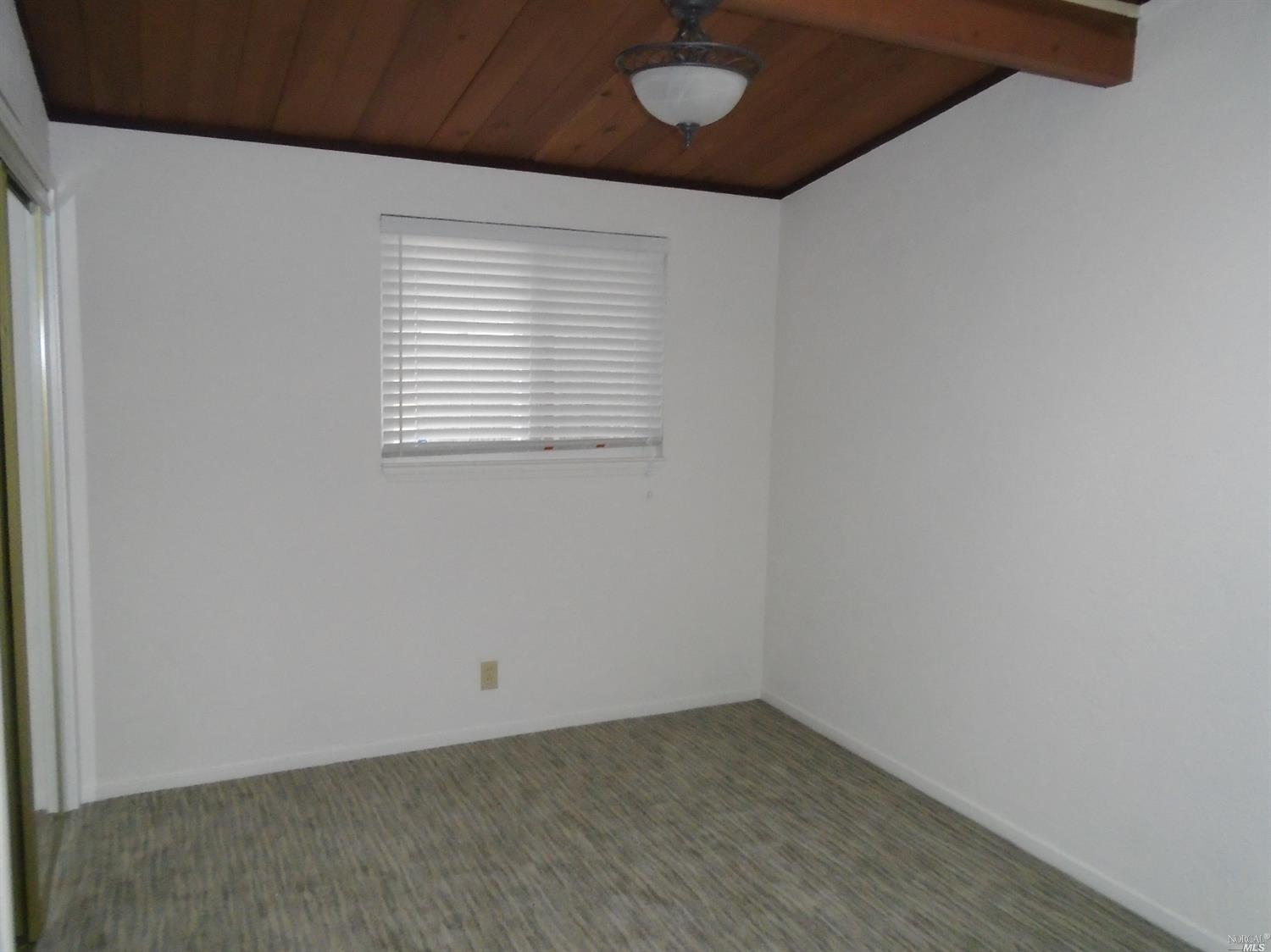 2210 Teakwood St, Vallejo, CA 94591 photo 11