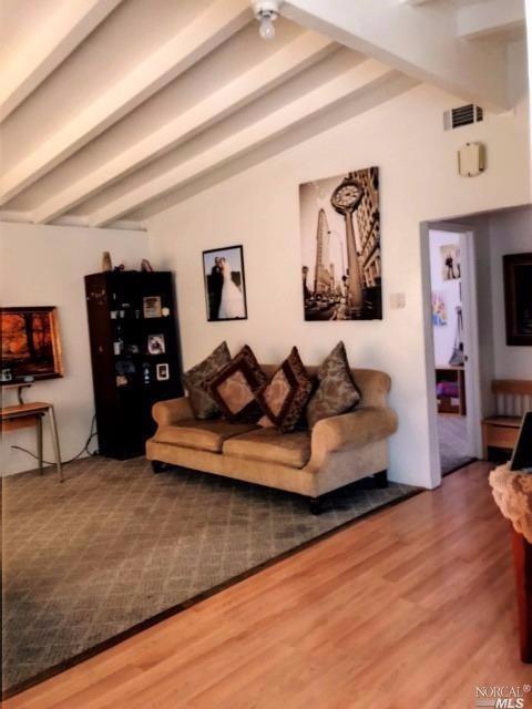 512 E Colorado St, Fairfield, CA 94533 photo 4