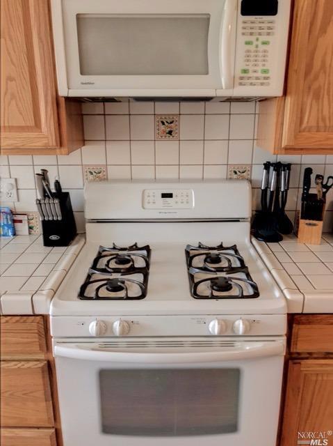 512 E Colorado St, Fairfield, CA 94533 photo 10