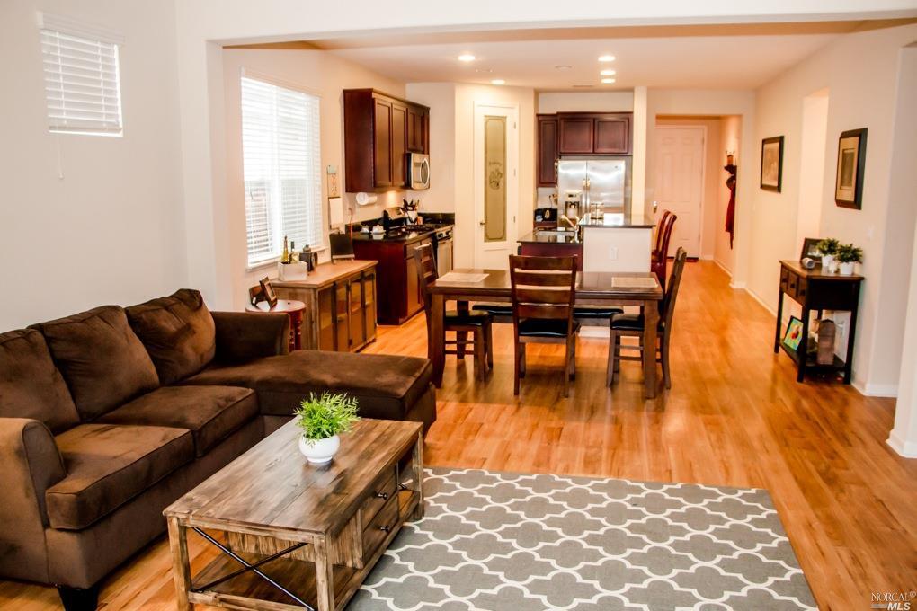 472 Cache Ct, Vacaville, CA 95688 photo 8