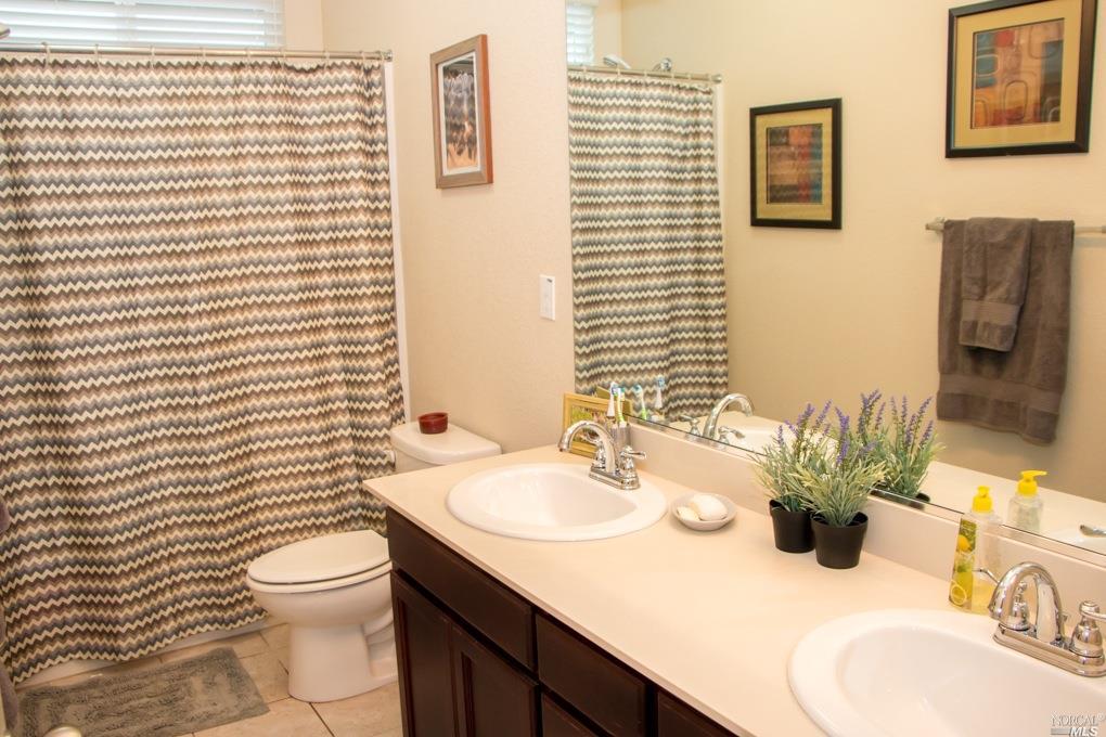472 Cache Ct, Vacaville, CA 95688 photo 12