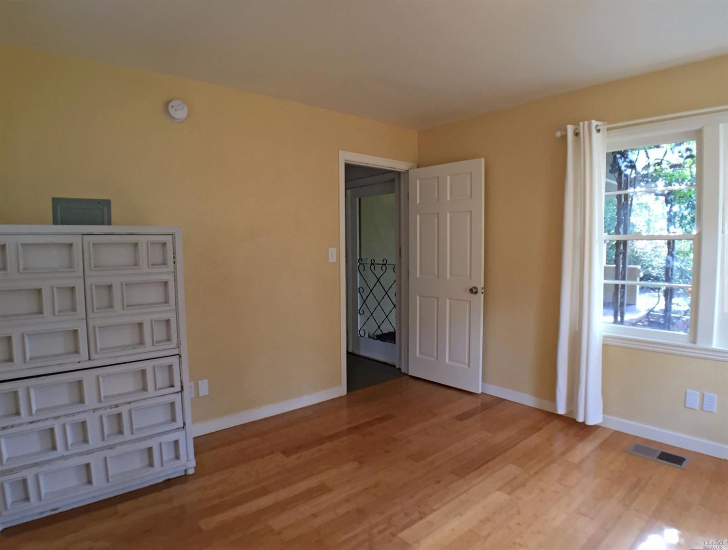 535 S Spring St, Ukiah, CA 95482 photo 18