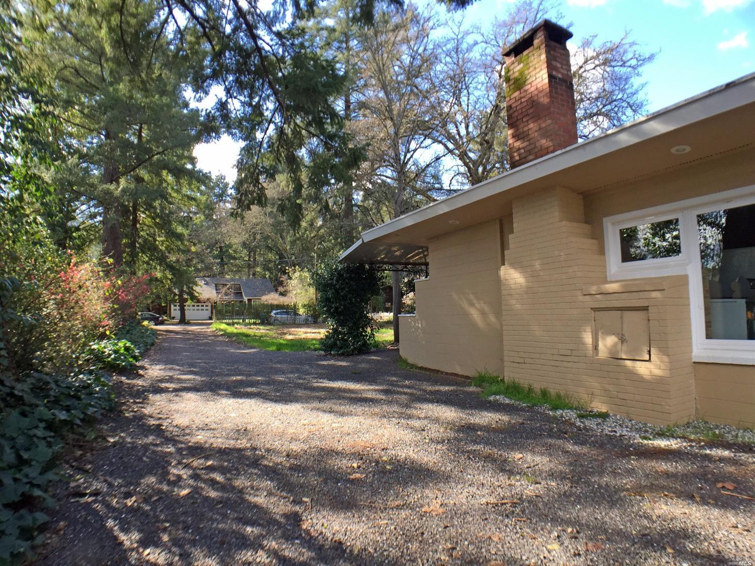 535 S Spring St, Ukiah, CA 95482 photo 43