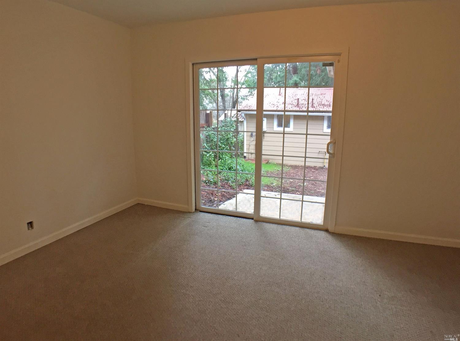 535 S Spring St, Ukiah, CA 95482 photo 26