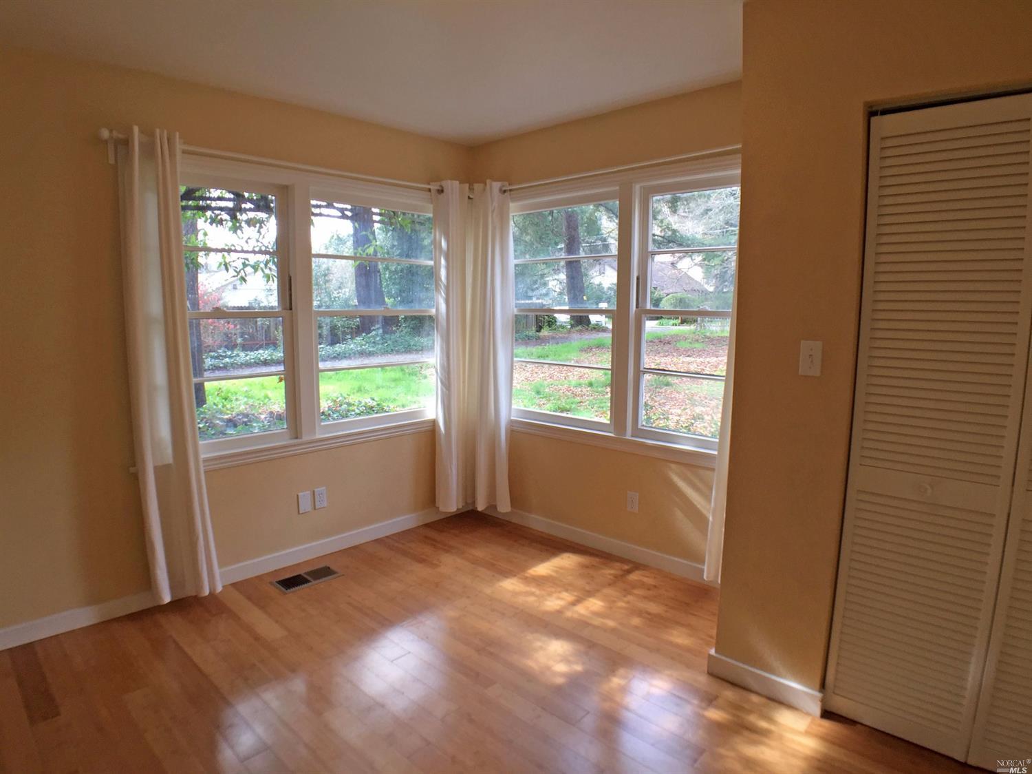 535 S Spring St, Ukiah, CA 95482 photo 17