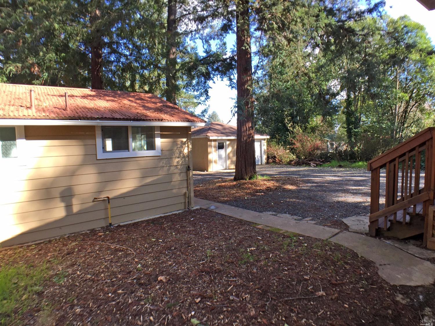 535 S Spring St, Ukiah, CA 95482 photo 33