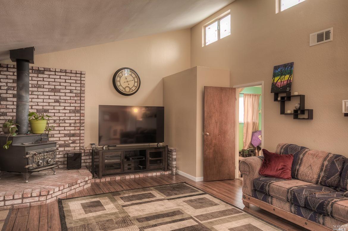 132 Webster St, Vallejo, CA 94591 photo 12