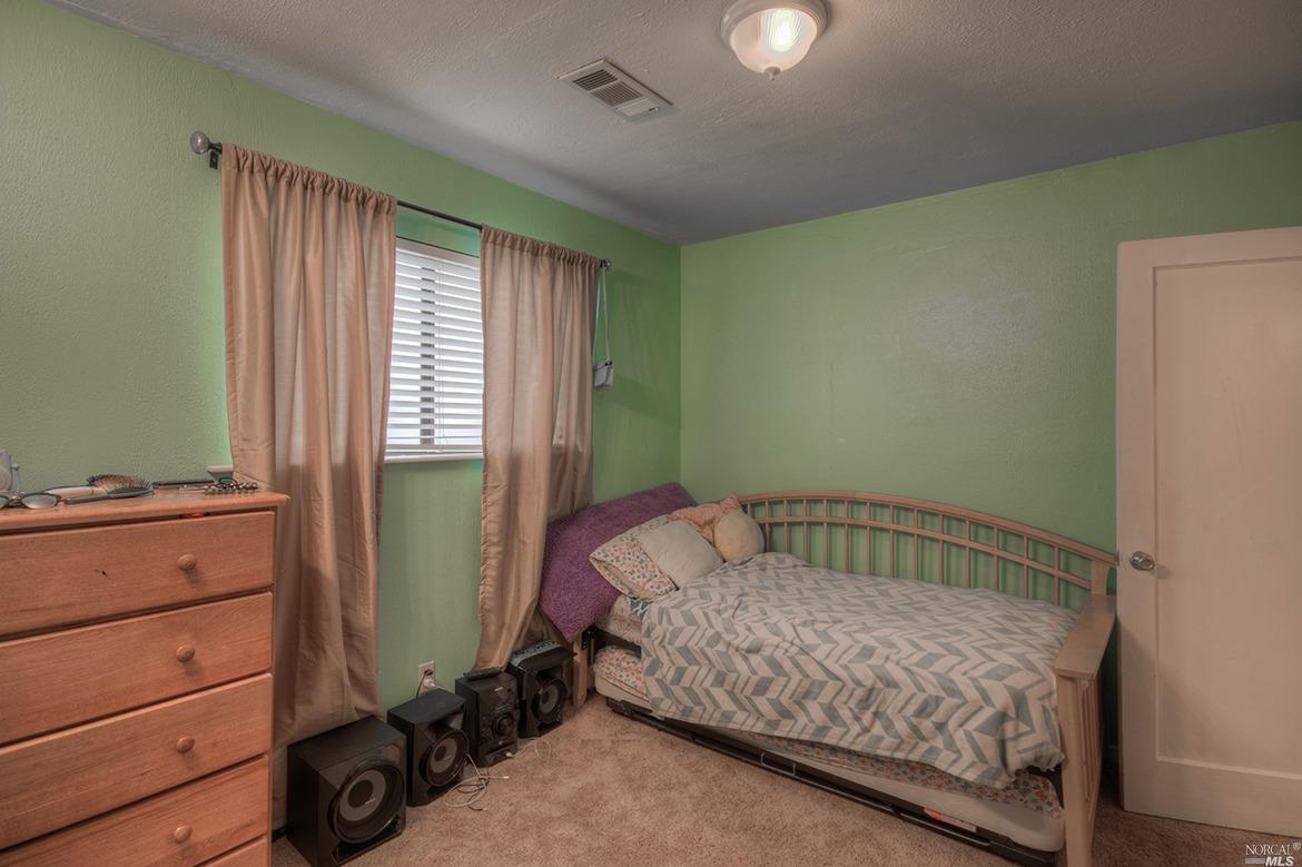 132 Webster St, Vallejo, CA 94591 photo 19