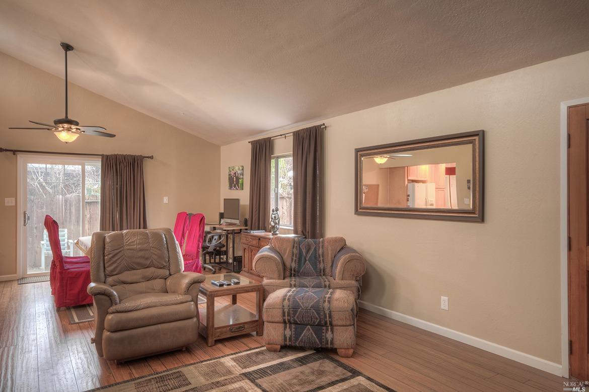 132 Webster St, Vallejo, CA 94591 photo 15