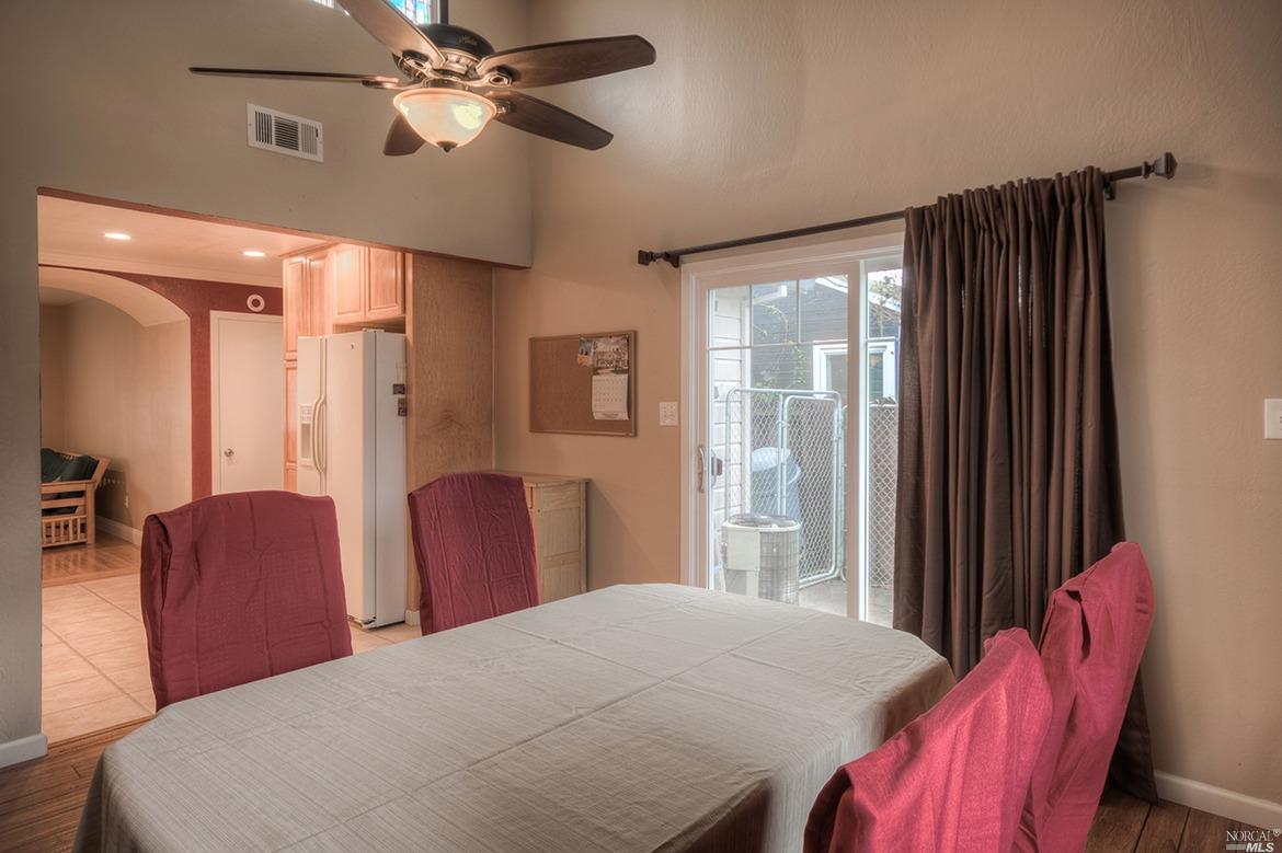 132 Webster St, Vallejo, CA 94591 photo 18