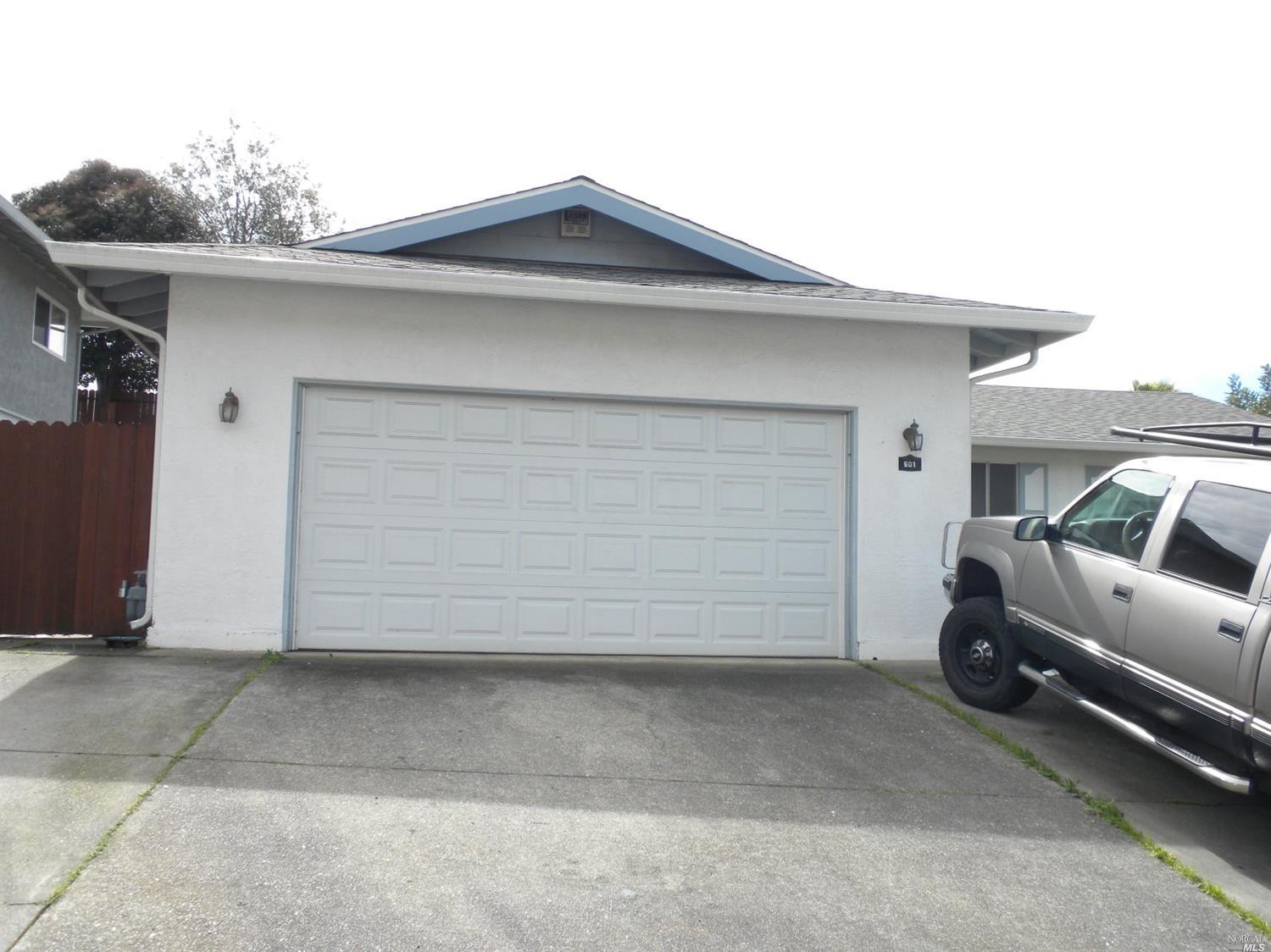 601 Fleming Ave E, Vallejo, CA 94591 photo 1