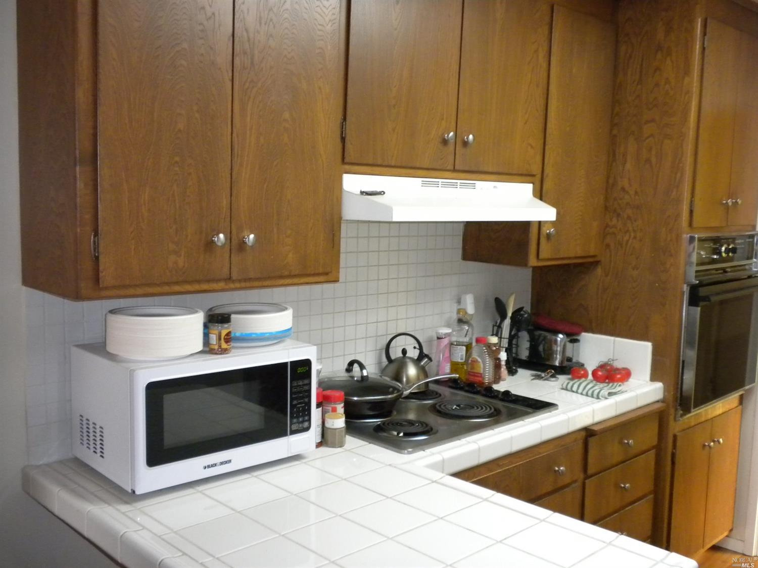 601 Fleming Ave E, Vallejo, CA 94591 photo 3