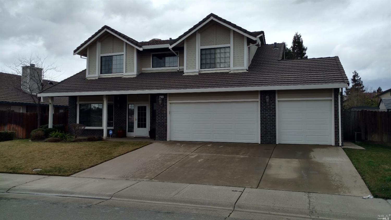 570 Morgan Ln, Dixon, CA 95620 photo 1