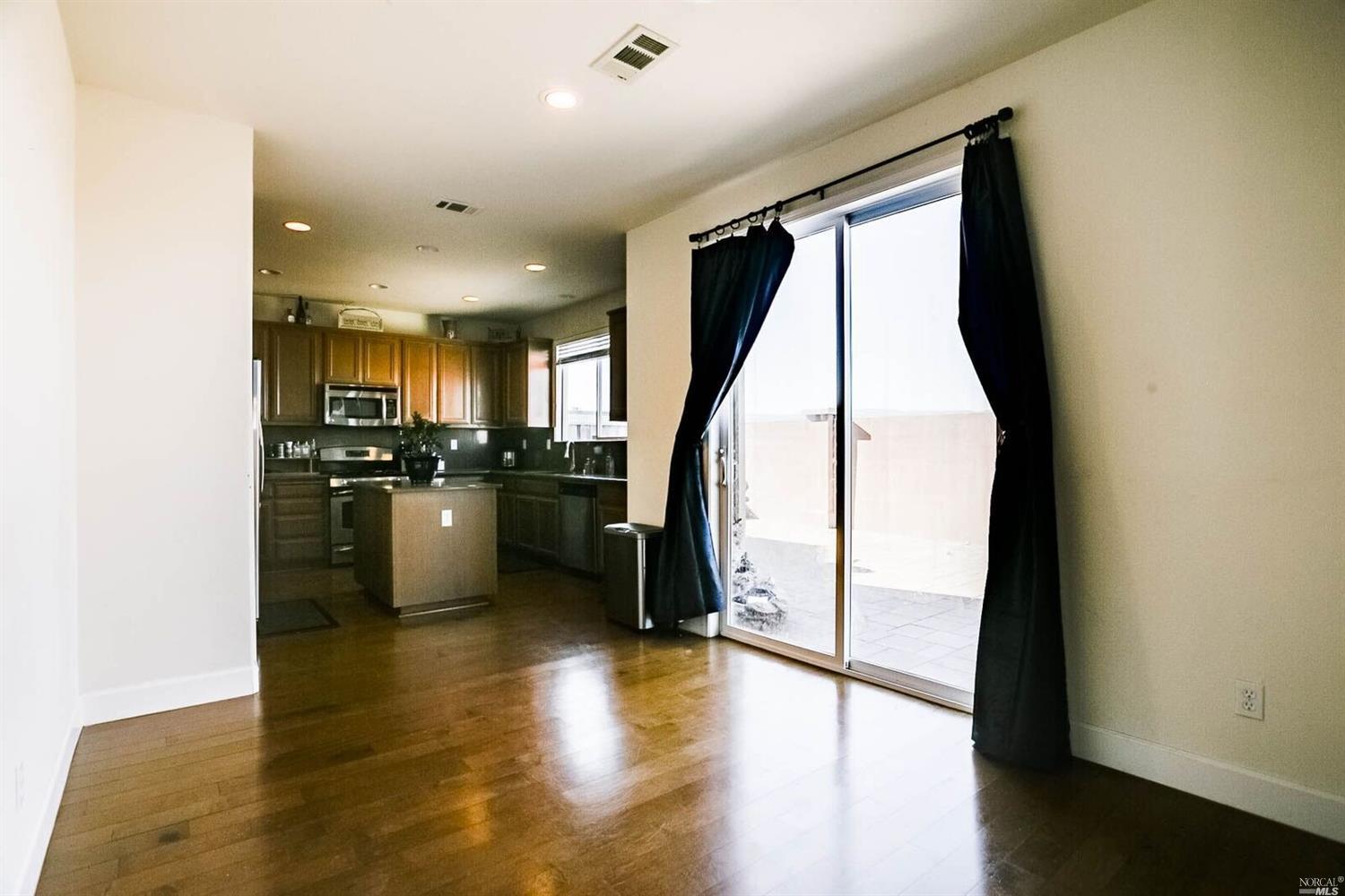 348 Tilden Cir, Vacaville, CA 95688 photo 7