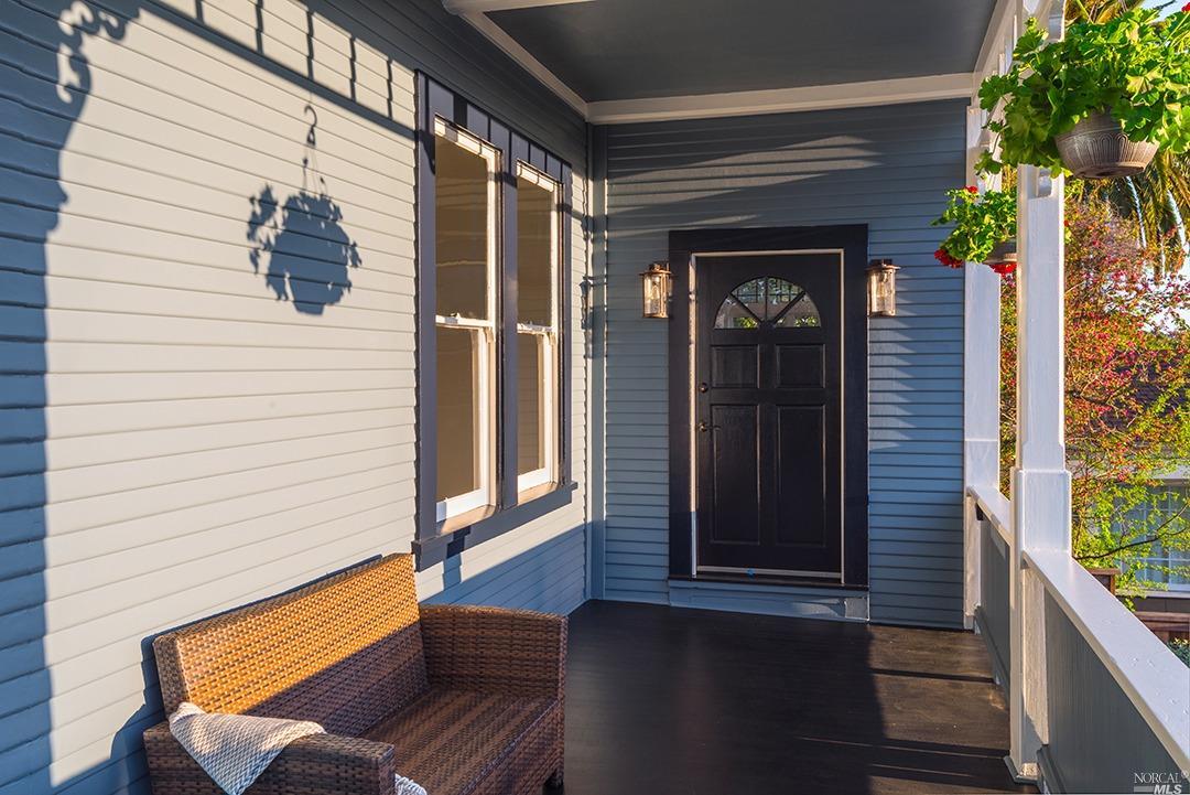 577 Magnolia Ave, Larkspur, CA 94939 photo 2
