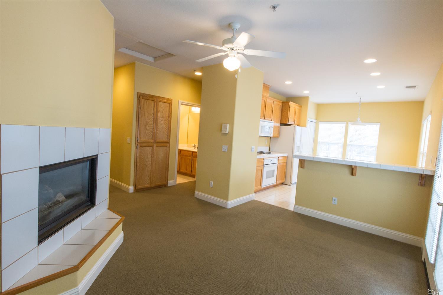 9026 Windsor Rd, Windsor, CA 95492 photo 6
