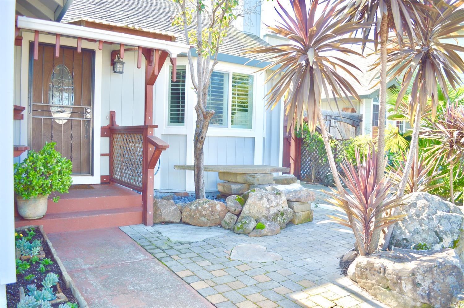 1895 Commons Ct, Windsor, CA 95492 photo 3