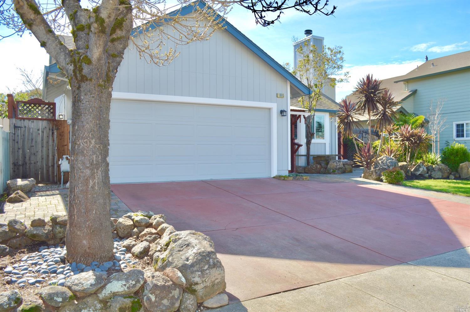 1895 Commons Ct, Windsor, CA 95492 photo 2
