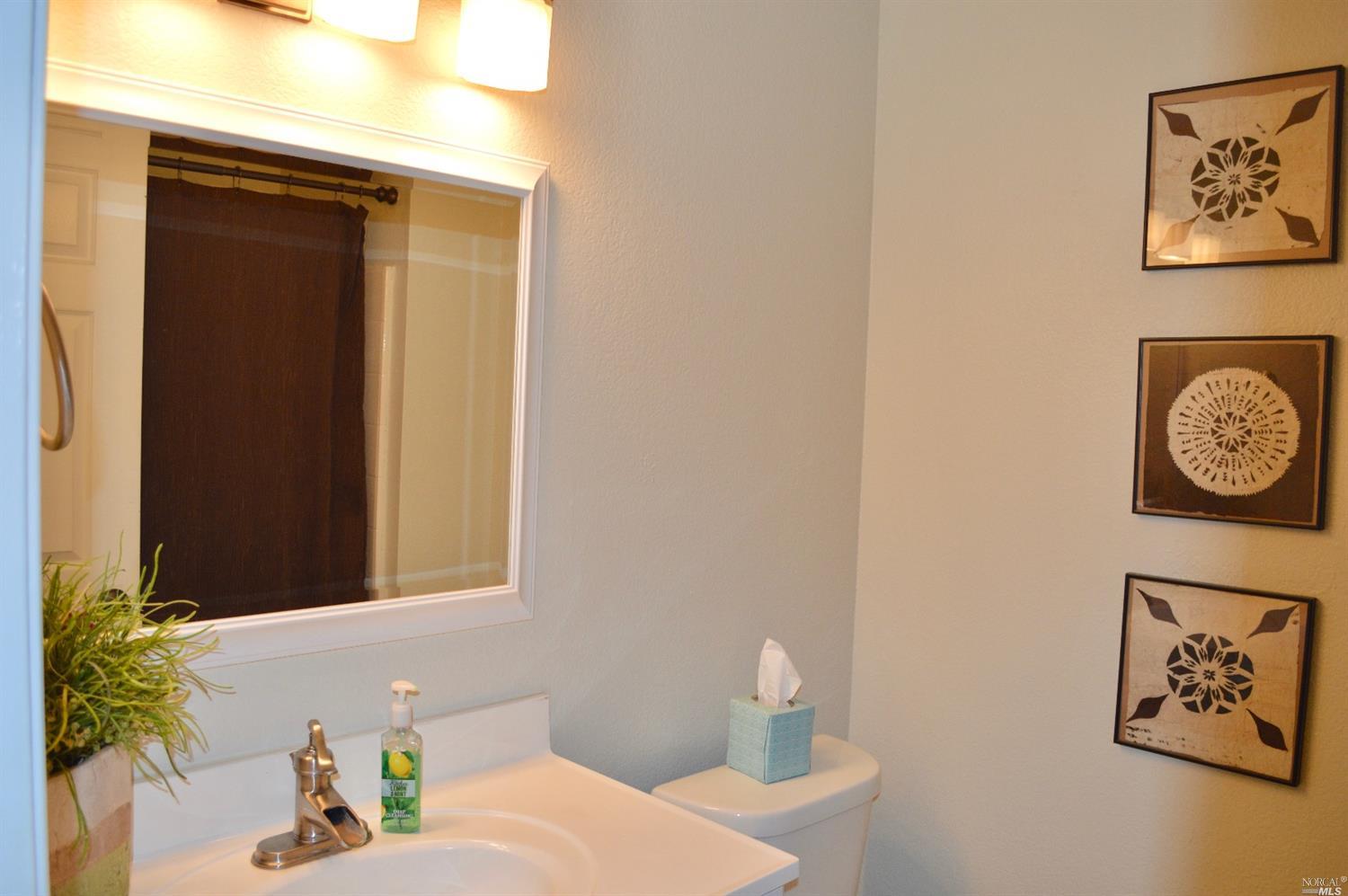 1895 Commons Ct, Windsor, CA 95492 photo 17
