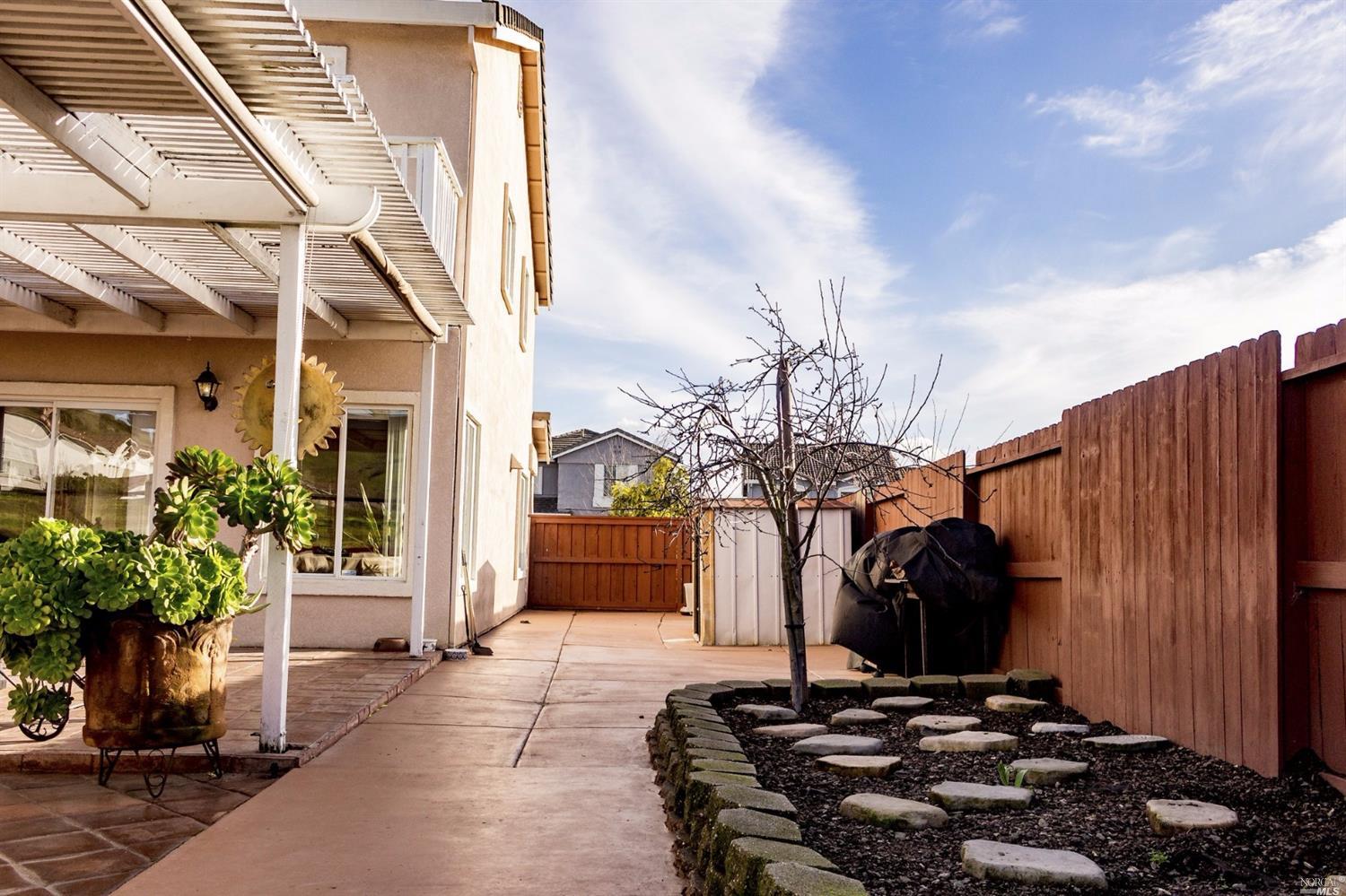 6454 Eagle Ridge Dr, Vallejo, CA 94591 photo 4
