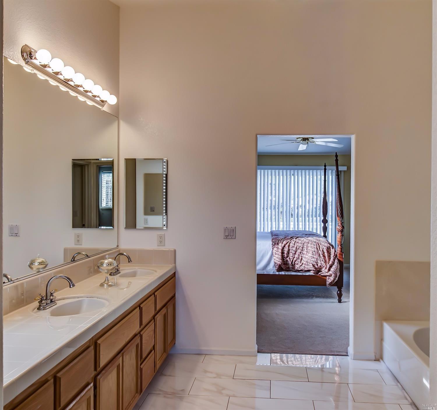 6454 Eagle Ridge Dr, Vallejo, CA 94591 photo 25