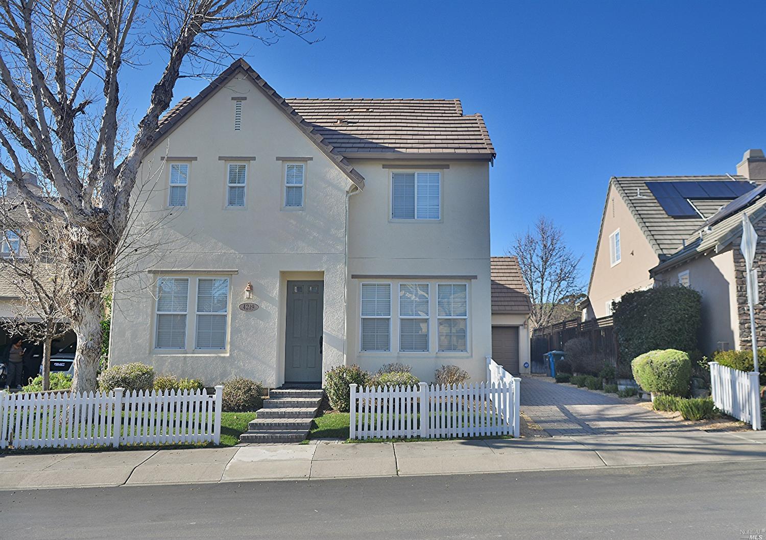 4219 Rose Arbor Way, Vallejo, CA 94591 photo 1