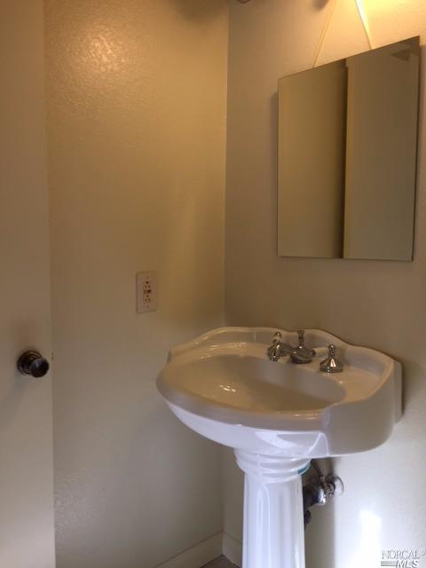 165 Oddstad Dr #56, Vallejo, CA 94589 photo 9