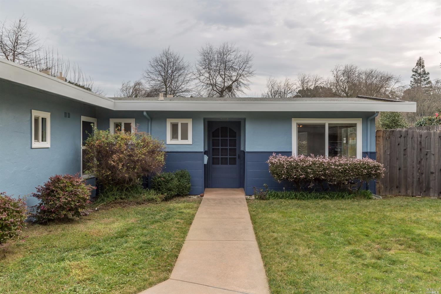 555 Eldridge Ave, Novato, CA 94947 photo 3
