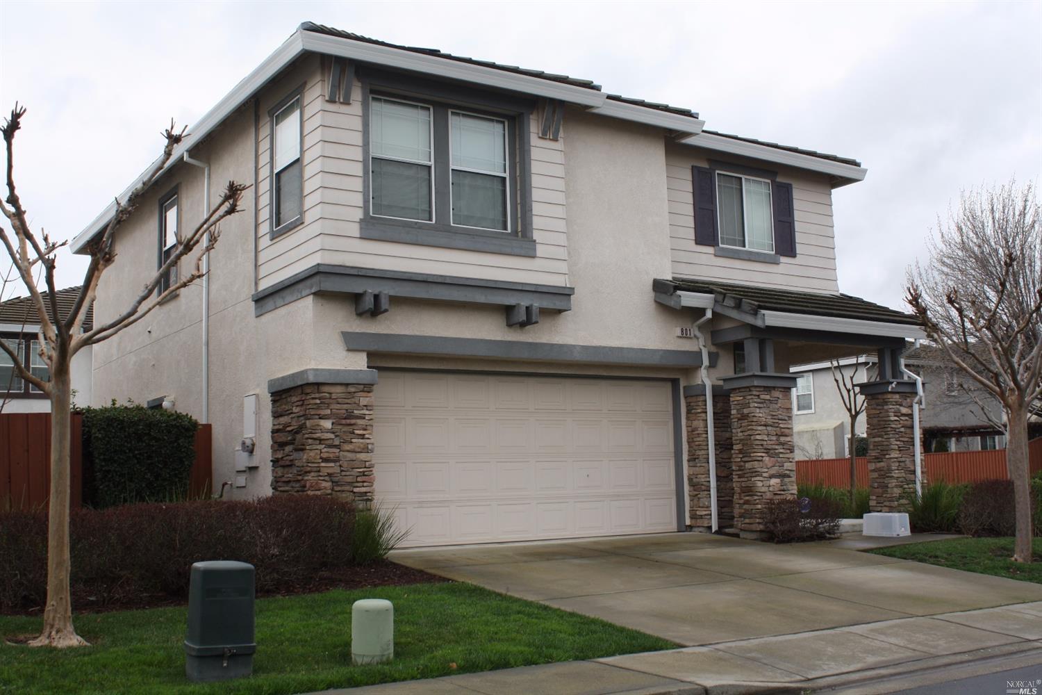 801 Augusta Ct, Vacaville, CA 95687 photo 1