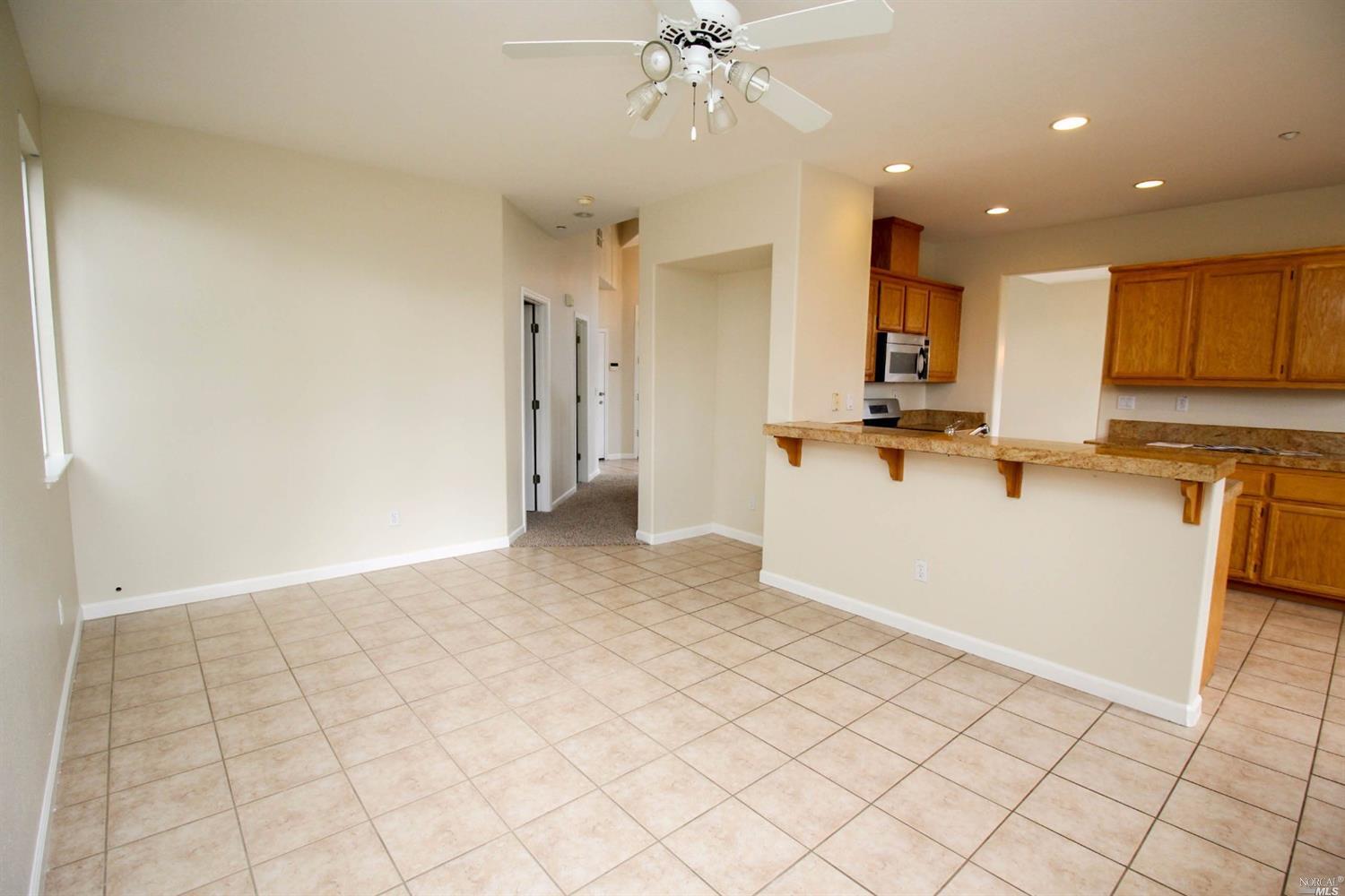 705 Salmon Pl, Fairfield, CA 94533 photo 11